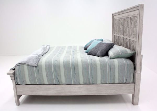Liberty Furniture Heartland Queen Decorative Panel Bed in Antique White - J. Patrick’s Furniture (Pooler, GA)