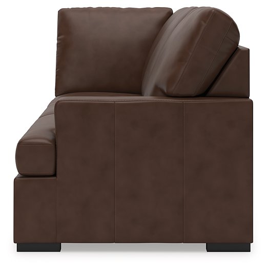 McDowlan Sectional with Chaise - J. Patrick’s Furniture (Pooler, GA)