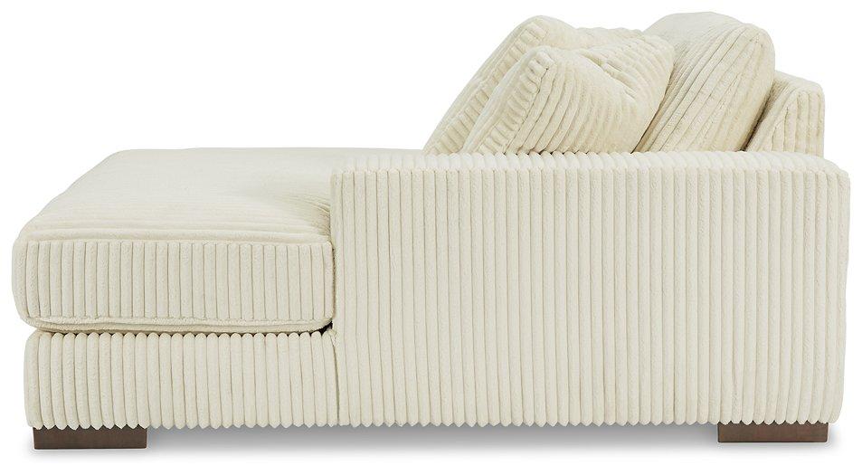 Lindyn Sectional with Chaise - J. Patrick’s Furniture (Pooler, GA)