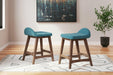 Lyncott Dining Room Set - J. Patrick’s Furniture (Pooler, GA)