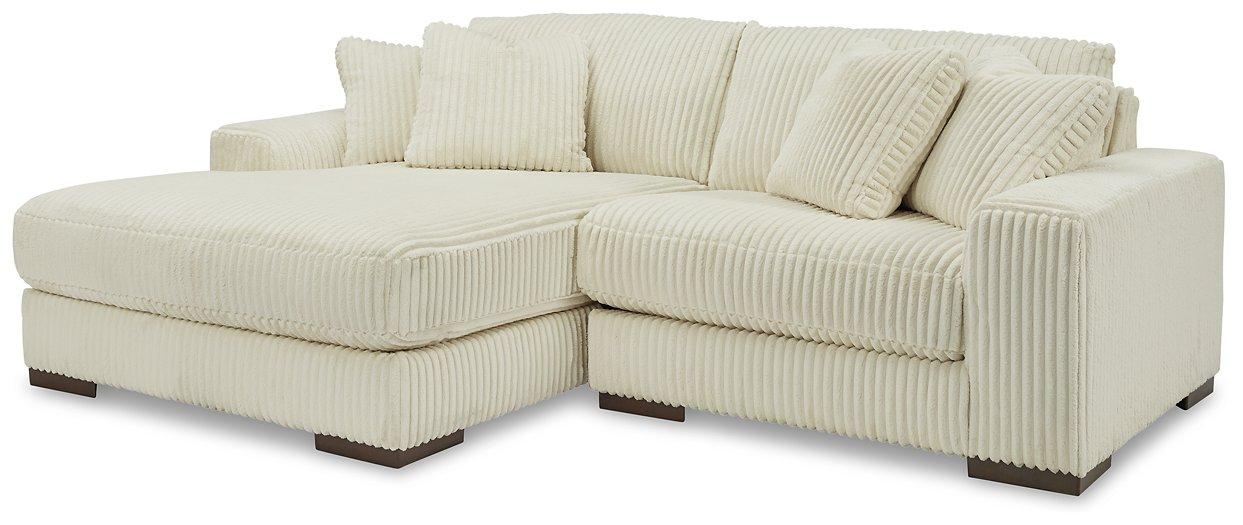 Lindyn Sectional with Chaise - J. Patrick’s Furniture (Pooler, GA)