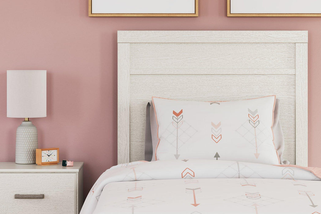 Stelsie Bedroom Set - J. Patrick’s Furniture (Pooler, GA)
