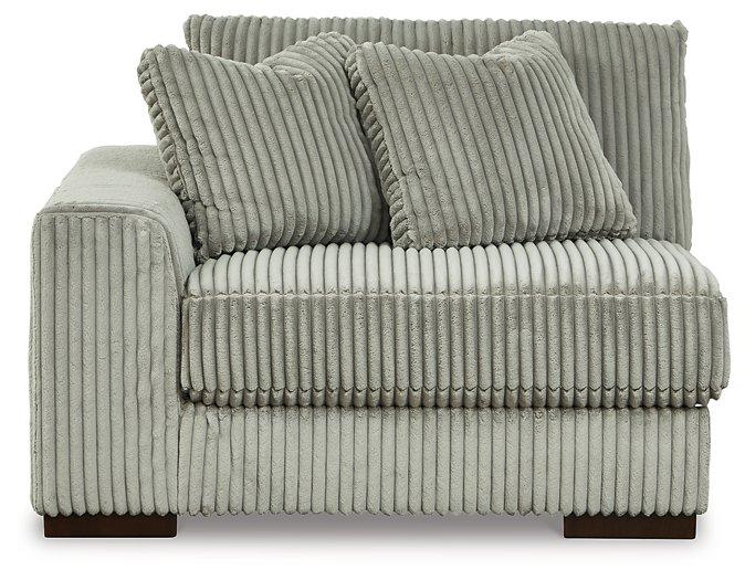 Lindyn Sectional with Chaise - J. Patrick’s Furniture (Pooler, GA)