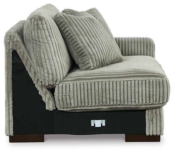 Lindyn Sectional with Chaise - J. Patrick’s Furniture (Pooler, GA)