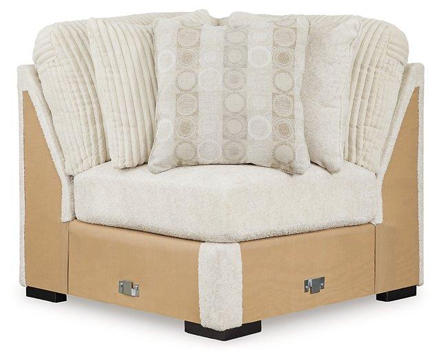 Chessington Sectional - J. Patrick’s Furniture (Pooler, GA)