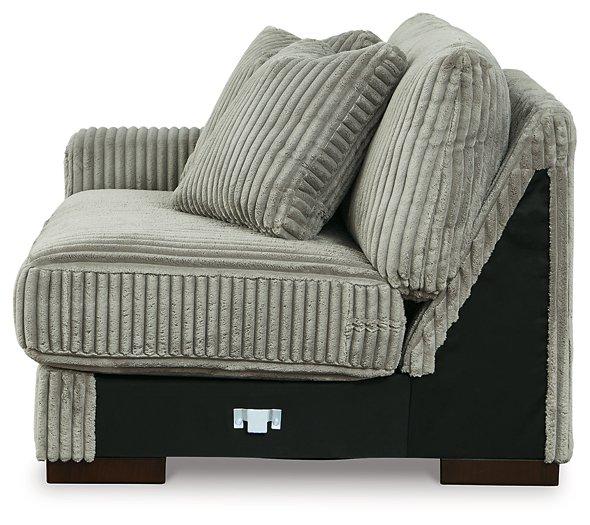Lindyn Sectional with Chaise - J. Patrick’s Furniture (Pooler, GA)