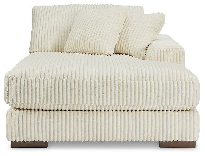 Lindyn Sectional with Chaise - J. Patrick’s Furniture (Pooler, GA)