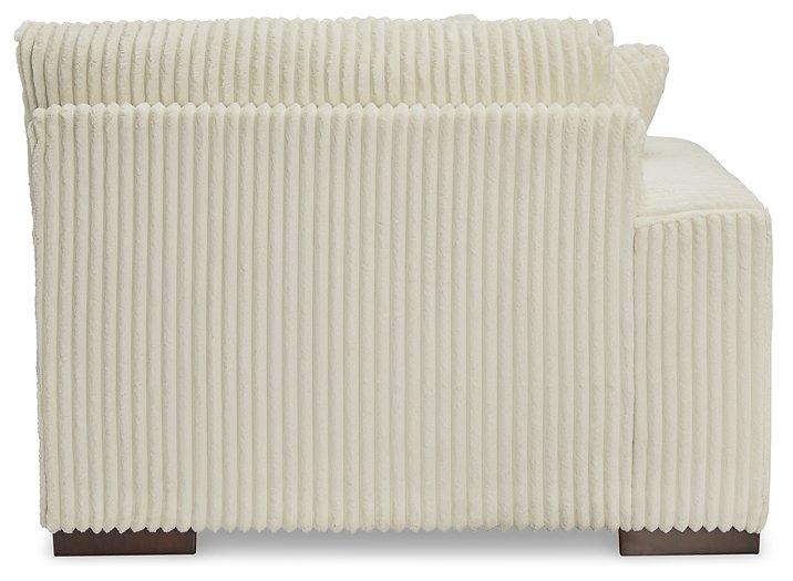 Lindyn Sectional with Chaise - J. Patrick’s Furniture (Pooler, GA)