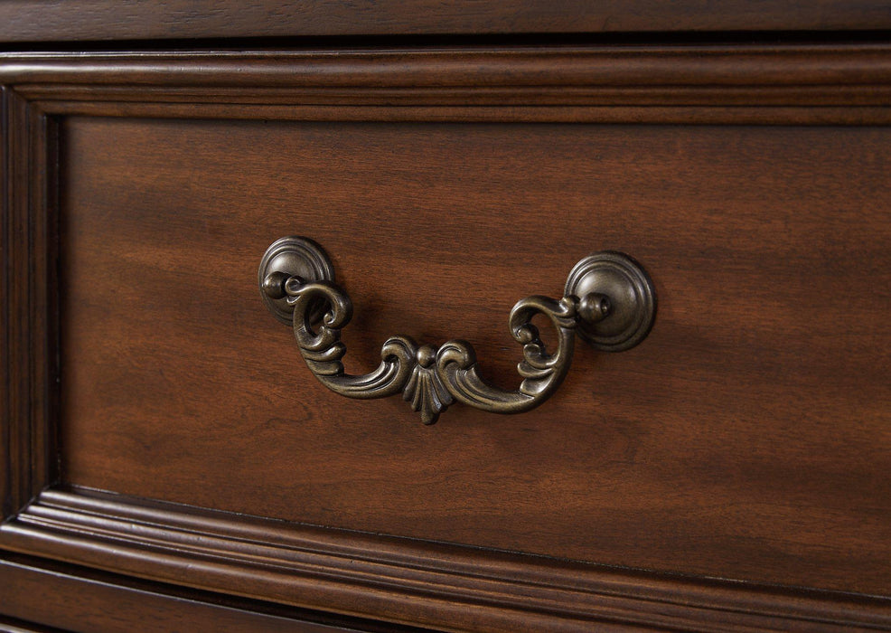 Lavinton Bedroom Set - J. Patrick’s Furniture (Pooler, GA)