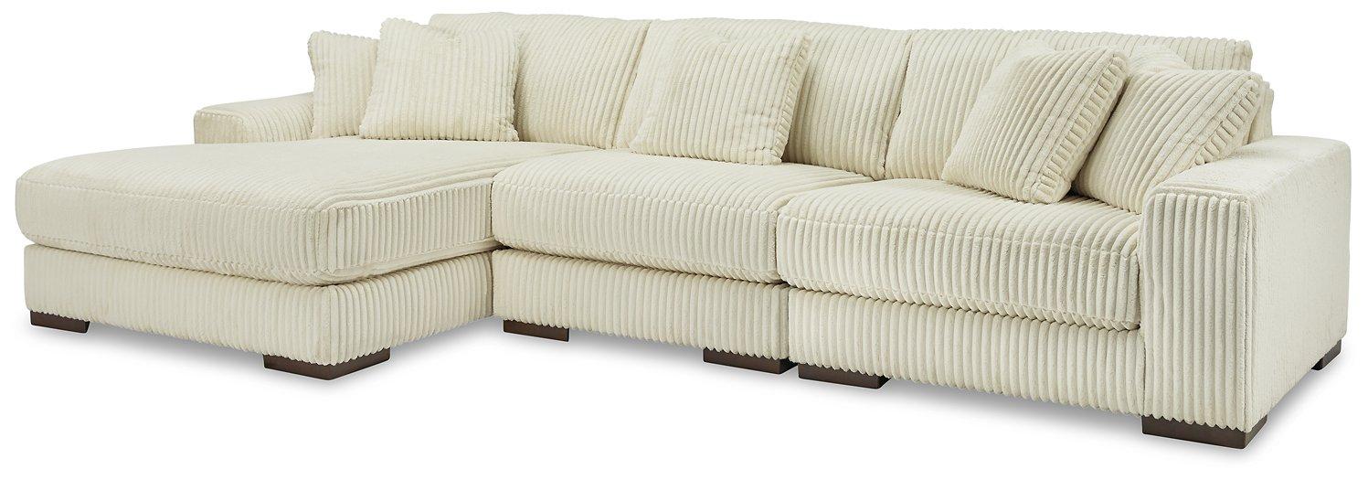 Lindyn Sectional with Chaise - J. Patrick’s Furniture (Pooler, GA)