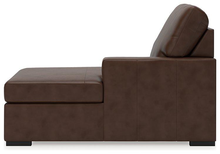 McDowlan Sectional with Chaise - J. Patrick’s Furniture (Pooler, GA)