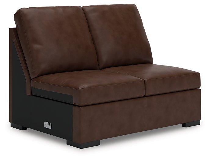 McDowlan Sectional with Chaise - J. Patrick’s Furniture (Pooler, GA)