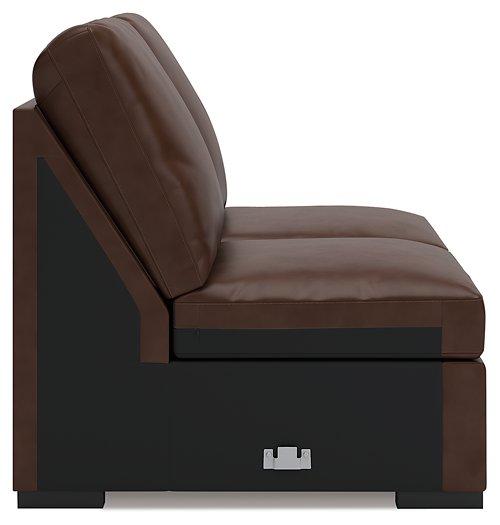 McDowlan Sectional with Chaise - J. Patrick’s Furniture (Pooler, GA)