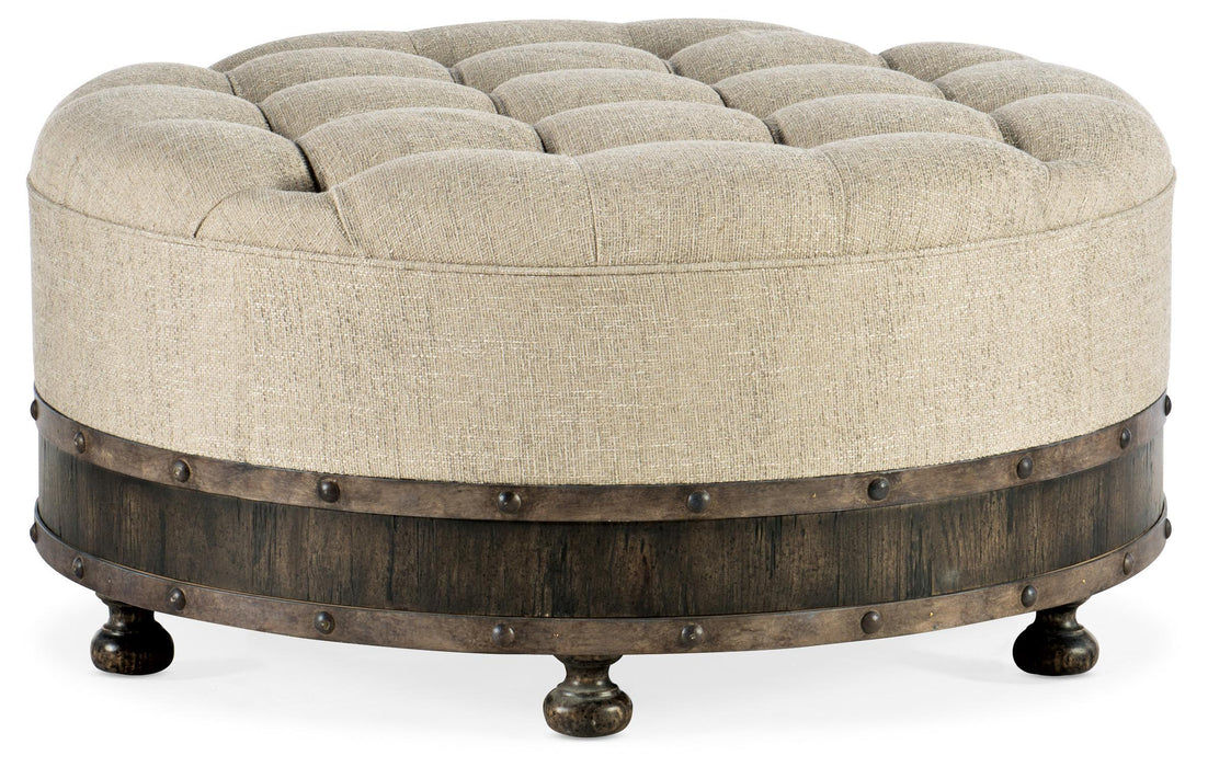 La Grange Giddings Round Uph Cocktail Table