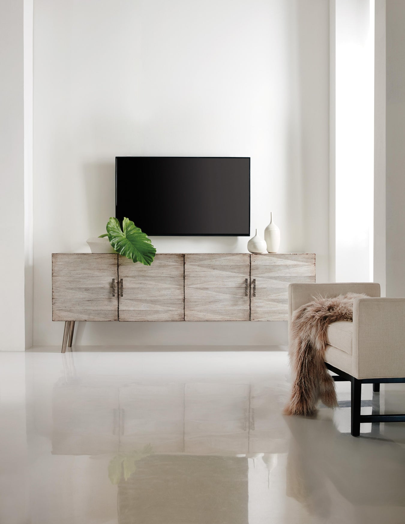 Pine Solid Wood with Pine Veneers