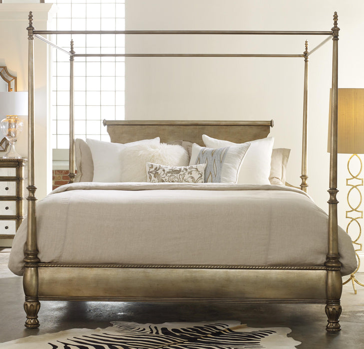 Montage King Poster Bed