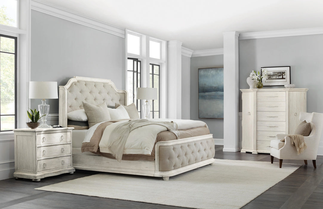 Traditions King Upholstered Panel Bed - 5961-90866-02
