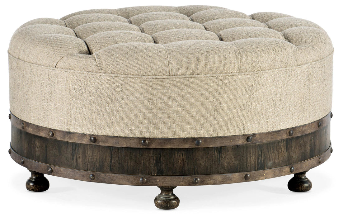 La Grange Giddings Round Uph Cocktail Table